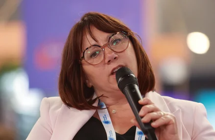 Carine Houdouin, Maire de Richarville (91), présidente de l’Association des Maires Ruraux de l’Essonne (AMR 91)