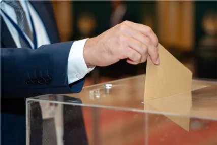 Période post-électorale : une vraie opportunité pour les partenaires privés